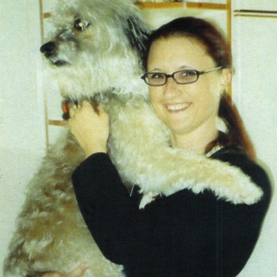 Hundeschule-Hundeliebe_Silke-Jack-neu Biografie Silke Berges Hundeschule Hundeliebe. Jack war ein mittelgroßer Afghane-Bobtail-Mischung mit absolutem Niedlichkeitsfaktor. Wir haben ihn als Welpe vor dem sicheren Tod gerettet und das hat er uns nie vergessen.